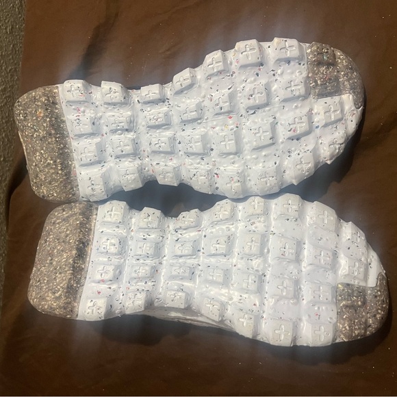 Gray and Yellow Athletic Sneaker Nike Space Hippie fits men size 12.5 - Picture 2 of 7